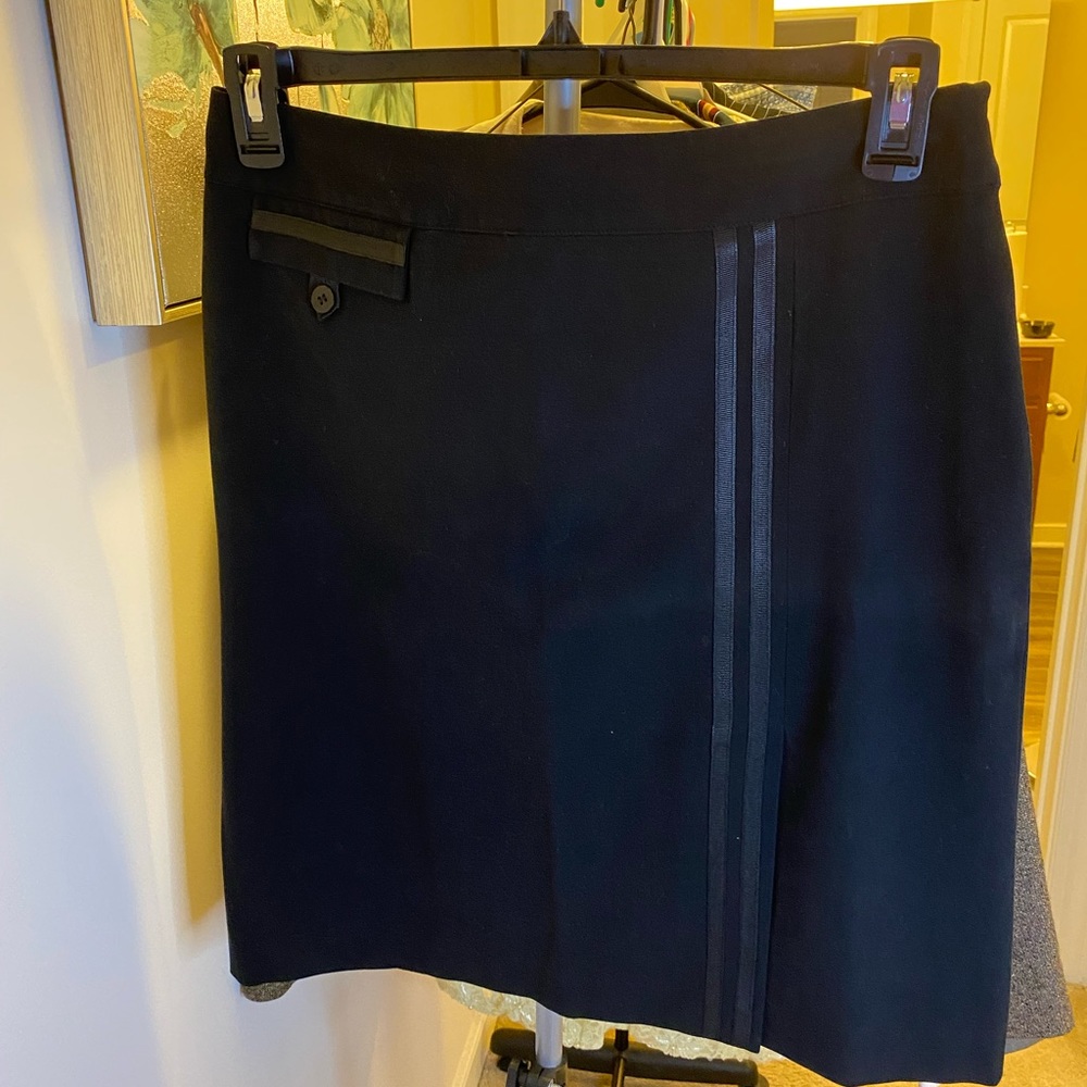 Black skirt